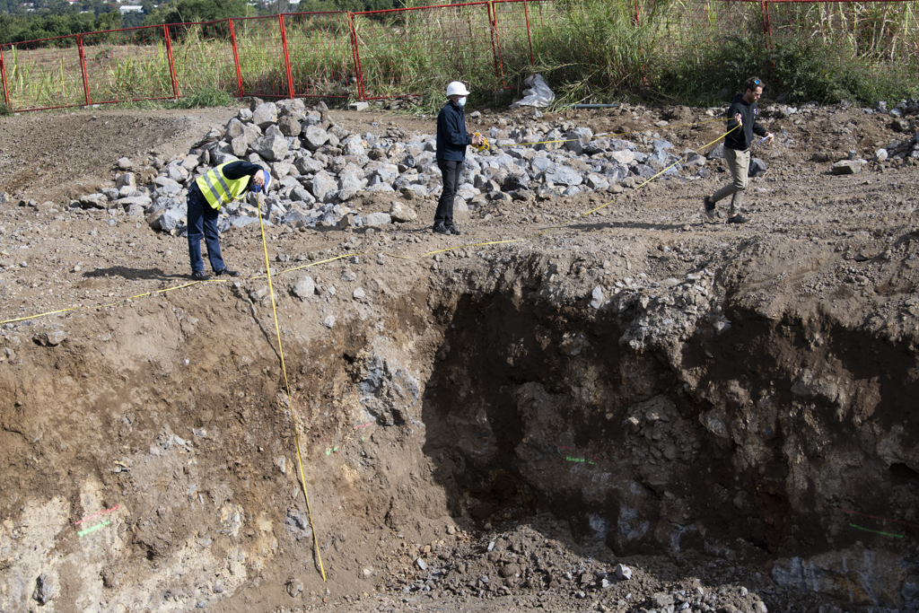 Des hommes sur un chantier de construction